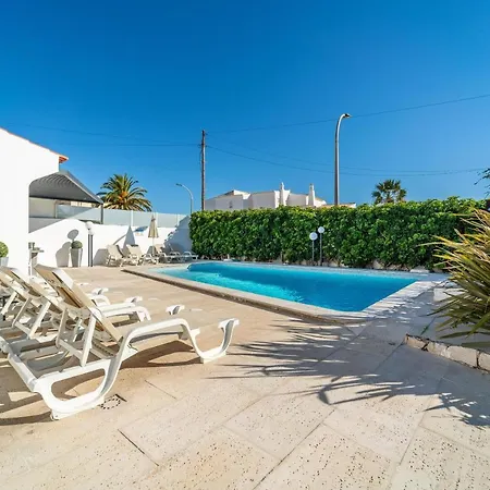 Holiday home Catarino